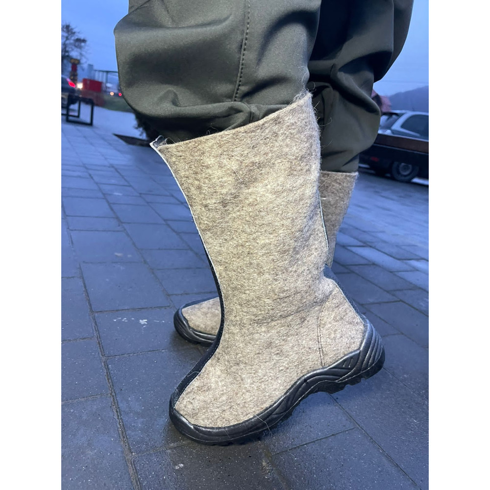 Валянки суконні биті WINTER на поліуретановій підошві унісекс високі